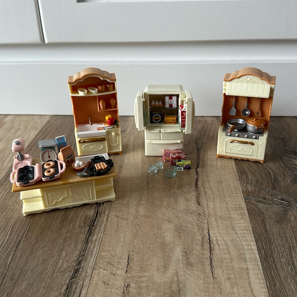 Calico Critters Kitchen & Island sets